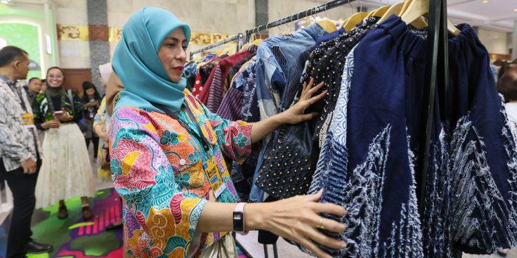 Ikut Partisipasi di INACRAFT 2024, Dirut PLN: Ini Wujud Komitmen Perusahaan Dukung Pengembangan UMKM di Indonesia