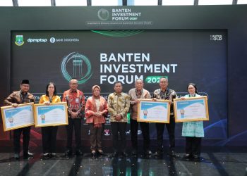 Pemprov Banten Beri Penghargaan IKPP Serang Kategori Pioner Kemitraan antara Usaha Besar dengan UMKM