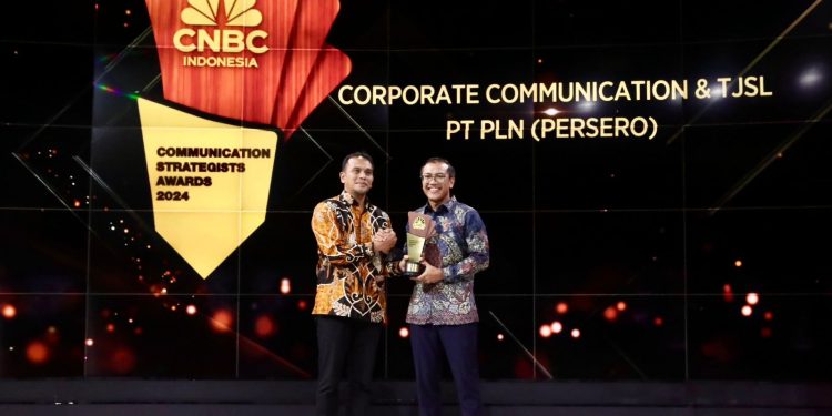 PLN Raih Penghargaan Communications Strategist Award 2024