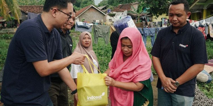 Tanggap Darurat Bencana Alam di Sukabumi, Indosat Turun Tangan Salurkan Bantuan