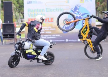 Banten Electric Vehicle  Freestyle: PLN UID Banten Ajak Masyarakat Beralih ke Motor Listrik
