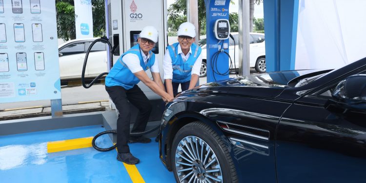 Pastikan Ekosistem EV Makin Kokoh, PLN Terus Bangun Infrastruktur Kendaraan Listril