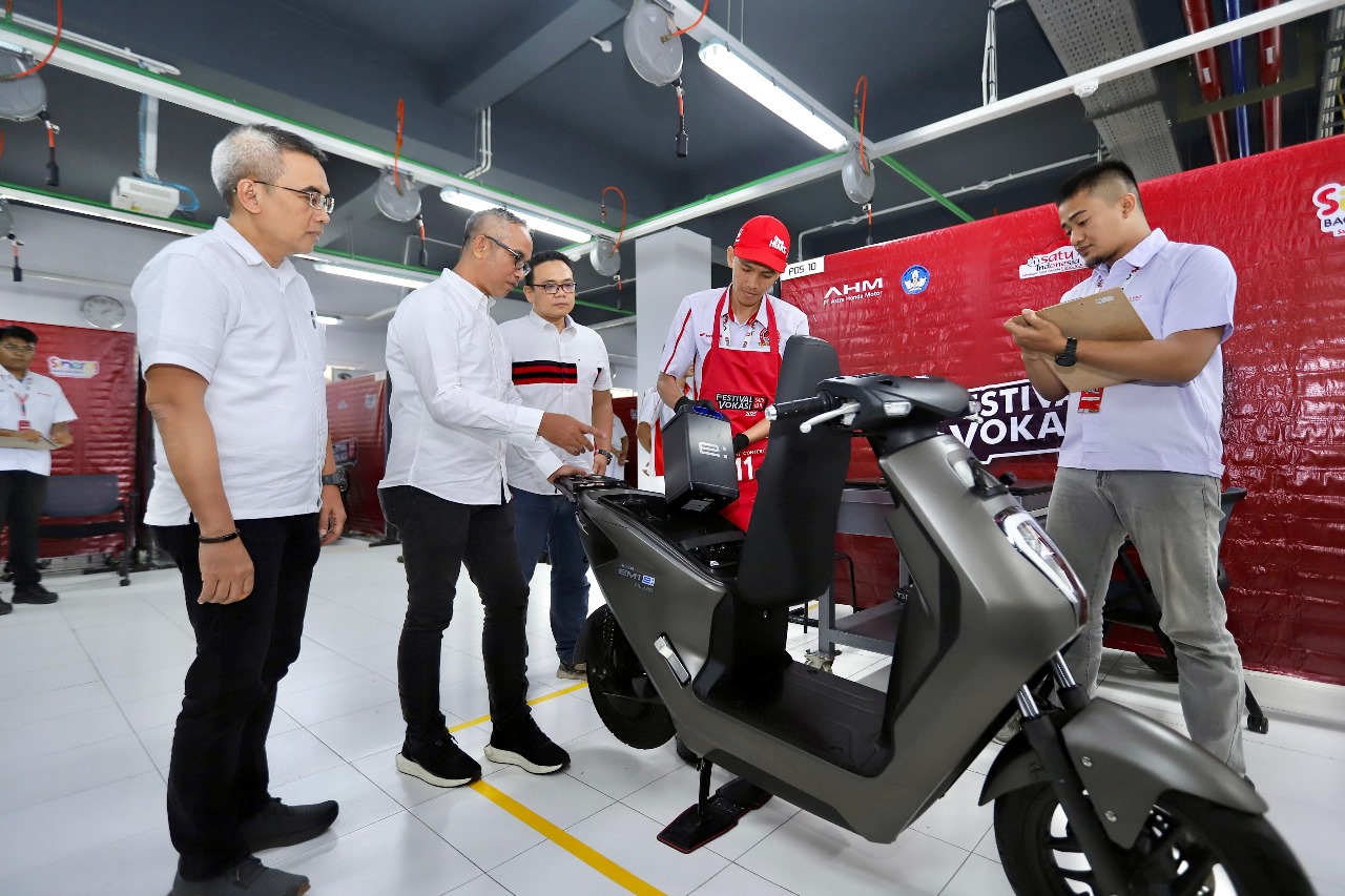 Masuki Era Elektrifikasi, AHM Siapkan Generasi Unggul di Ajang Festival Vokasi Satu Hati 2025 - Harmony FM Serang