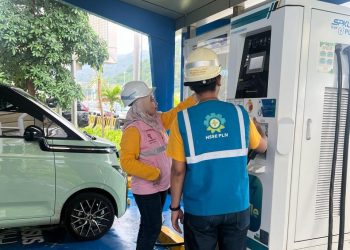 Srikandi PLN, Anis Lathifa, Relakan Lebaran Demi Listrik Andal dan SPKLU Siaga