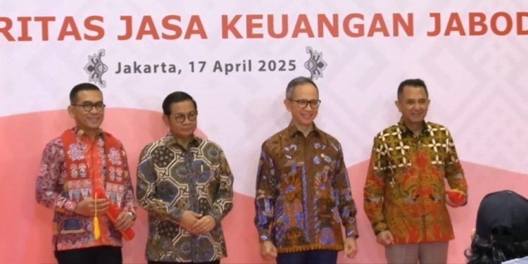 OJK Resmi Kukuhkan Edwin Nurhadi sebagai Kepala OJK Jabodebek