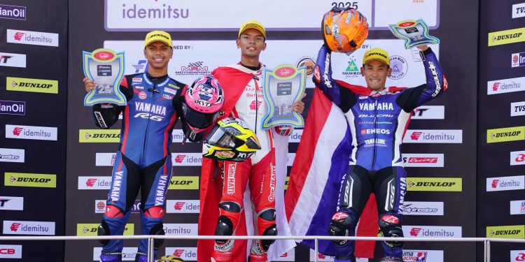 CBR Series Dominasi ARRC 2025 Sepang Race 1, Kibarkan Merah Putih di Podium Pertama!