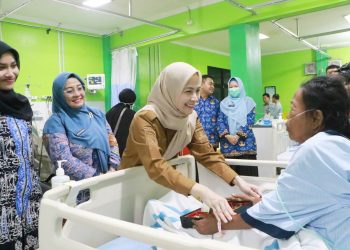 Bupati Serang Ratu Rachmatuzakiyah Pimpin Gerebeg Sampah di Cikande