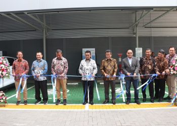 PLN UID Banten Bersama Arista Group dan Pemprov Banten Resmikan SPKLU Denza Arista BSD City