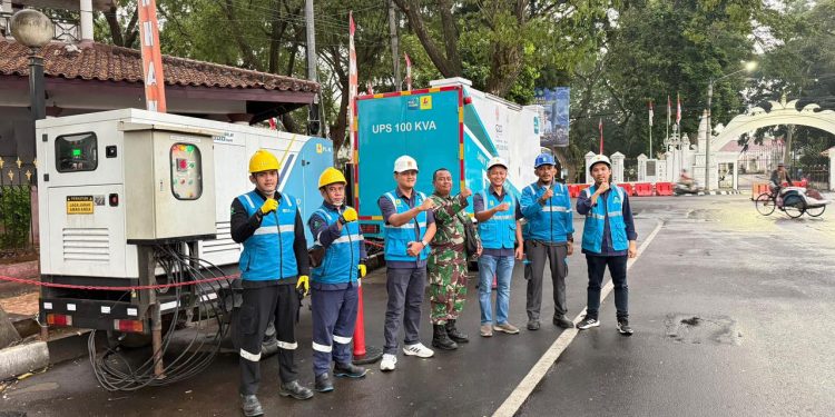 PLN UP2D Banten Pastikan Pasokan Listrik Andal Saat Penutupan Latsitardanus 2025 di Alun-Alun Kota Serang