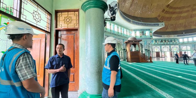 PLN UP3 Cikokol Sukses Kawal Festival Al-Azhom Ke-12 dengan Pasokan Listrik Andal