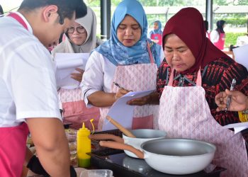 Dorong Transisi Energi Bersih, PLN UP3 Cikokol Gelar Electrifying Lifestyle Vaganza