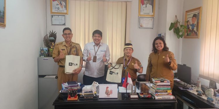 Honda Forza Tampil Semakin Berkelas dengan Panel Meter TFT Baru dan Warna Eksklusif