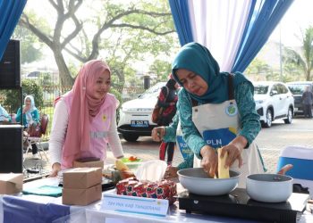 Srikandi PLN UID Banten Jadi Garda Terdepan Transisi Energi Lewat Kompor Induksi