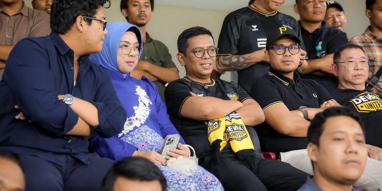 Gubernur Banten Andra Soni Saksikan Laga Profesional Perdana di BIS