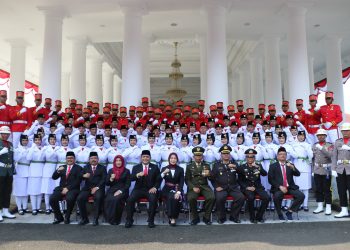 Tangis Haru Bupati Ratu Zakiyah saat Kukuhkan Paskibraka tingkat Kabupaten Serang 2025