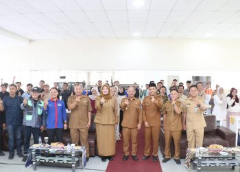 Buka Bimtek, Wabup Serang Najib Hamas Dorong Desa Miliki 1 Konten Kreator