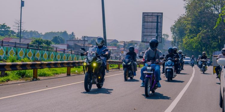 #Cari Aman: Kunci Selamat Berkendara, Bukan Soal Cepat Tapi Kendali Kecepatan