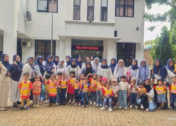 30 Anggota McKids Belajar Langsung di Dinas Kominfo Kota Serang