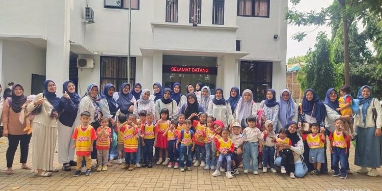 30 Anggota McKids Belajar Langsung di Dinas Kominfo Kota Serang
