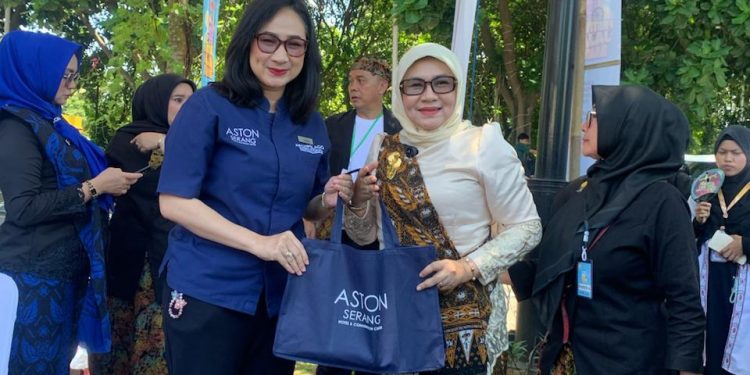 Tiga Hotel Aston di Banten Rayakan Hari Batik, HUT Banten ke-25, dan HUT ke-2 Aston Serang dengan Kolaborasi Budaya