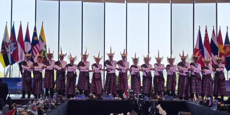 Melalui ASEAN Power Grid, PLN Tegaskan Komitmen Integrasi Sistem Kelistrikan Hijau Lintas Negara