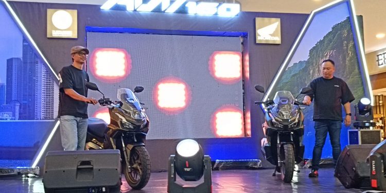 New Honda ADV160 Resmi Meluncur di Banten, Usung Fitur Konektivitas Honda RoadSync!