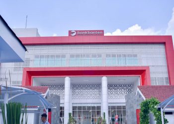 Bank Banten Perkuat Akses Pendidikan, Bersama Pemprov Salurkan Bantuan Sekolah Gratis Melalui Tabungan SimPel