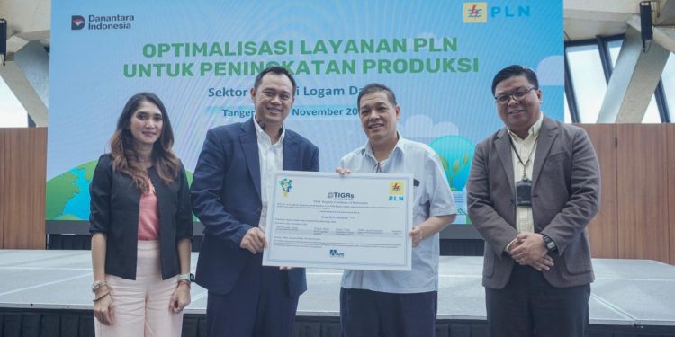 Adaptasi Energi Industri: PT Aluprima Pacific Industries Manfaatkan Layanan Suplemen Daya PLN UID Banten