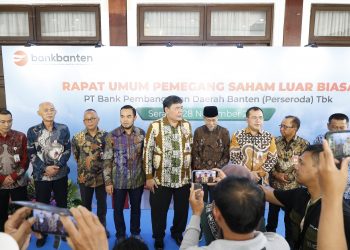 KH. Embay Mulya Syarif Serukan Dukungan Konkret Kepala Daerah untuk Bank Banten