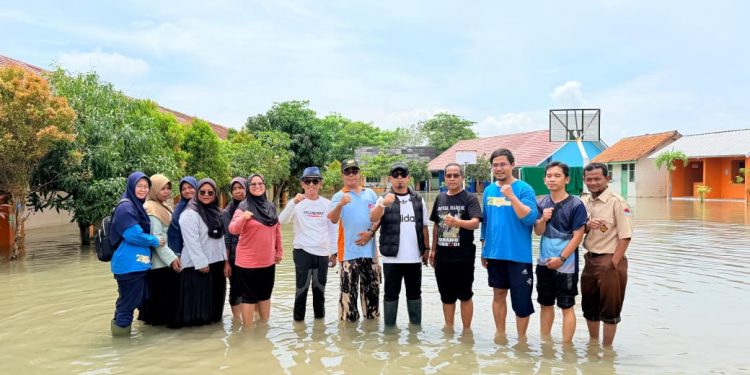 Pastikan Logistik dan Kesehatan Aman, Wakil Wali Kota Serang Nur Agis Aulia Tinjau Lokasi Banjir