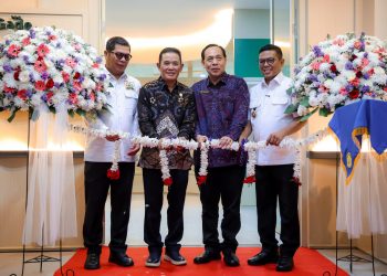 Gubernur Andra Soni Resmikan Ruang Baca The Gade Creative Lounge Untirta