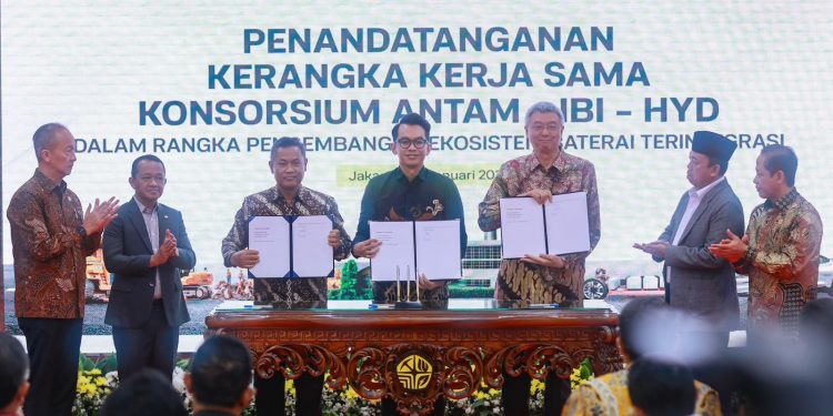 PLN Dukung Kolaborasi antara IBC, ANTAM dan Konsorsium HYD Bangun Industri Baterai Terintegrasi