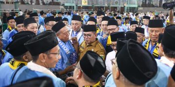 Gubernur Andra Soni Lepas Jemaah Haji Kloter 01-JKB Kota Tangerang