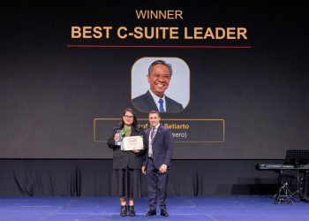 Transformasi SDM Diakui Dunia, Direktur PLN Raih Penghargaan “Best C-Suite Leader” di HR Tech Asia 2026