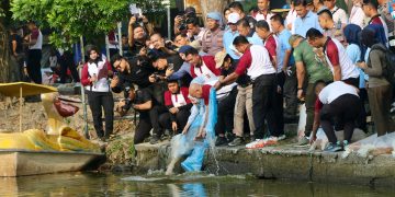 Sambut Hari Bhayangkara ke-80, Polda Banten Gelar ‘Gerakan Asri Polri’ di Danau Tasikardi, Tebar 3.000 Bibit Ikan Nila