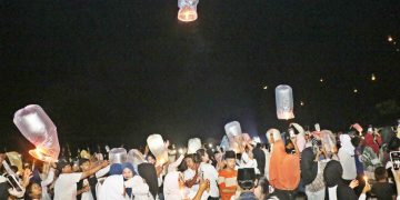 Panjatkan Doa, Ribuan Lampion Diterbangkan di Festival Ciomas Ngabring 2026